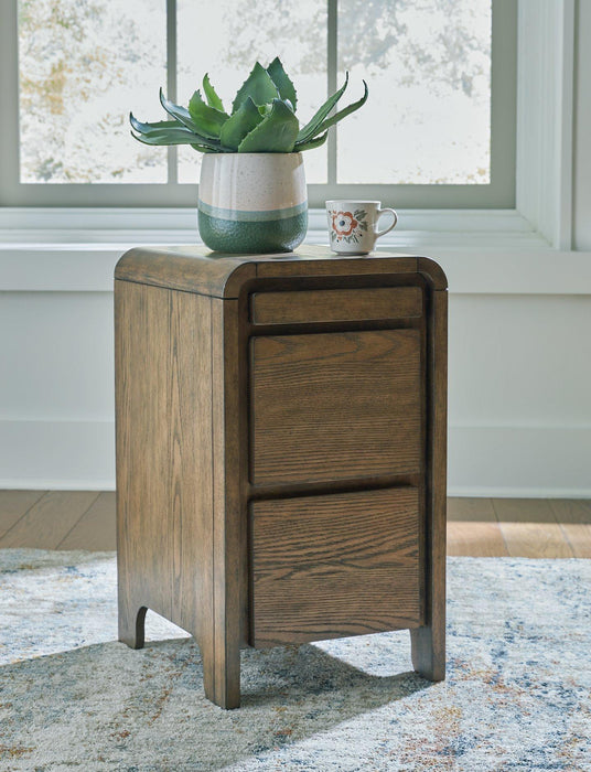 Jensworth Accent Table